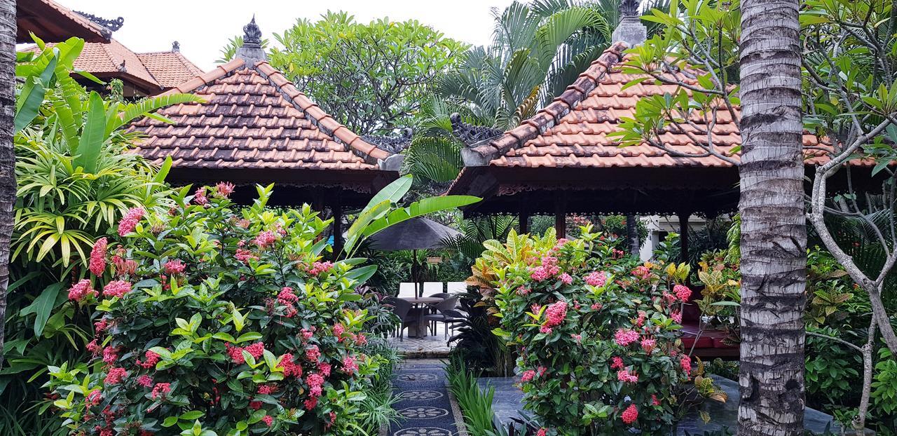 Kusnadi Hotel Legian Eksteriør billede