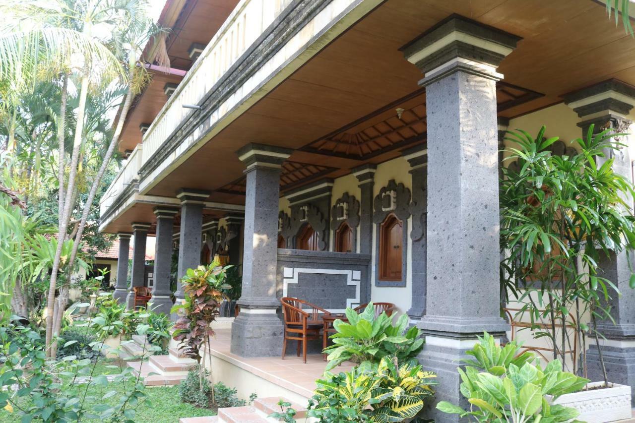 Kusnadi Hotel Legian Eksteriør billede
