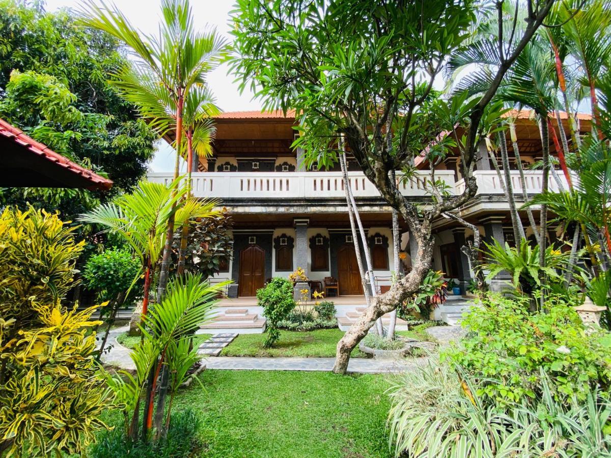 Kusnadi Hotel Legian Eksteriør billede